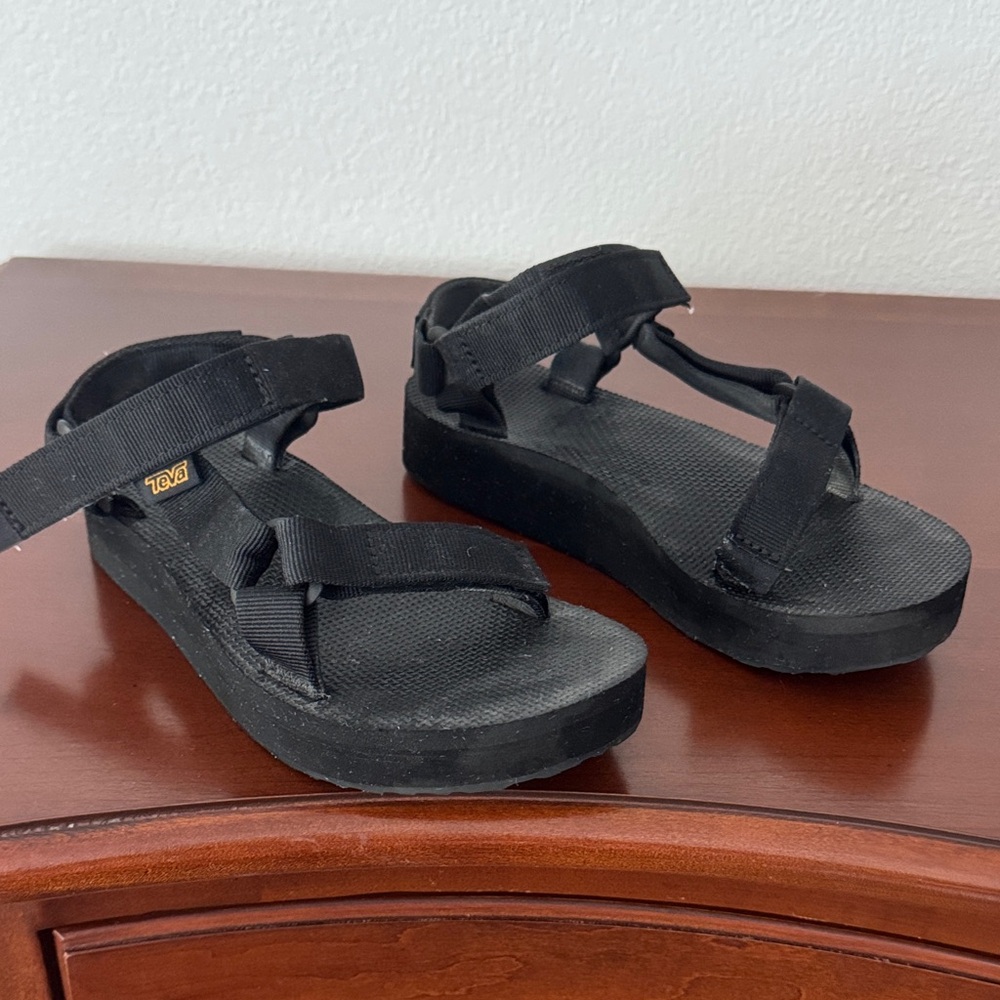 Teva Women’s Black Platform Sandals with Adjustable Straps